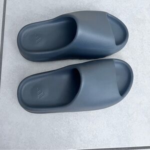 adidas Yeezy Slide Slate Grey Men size 9